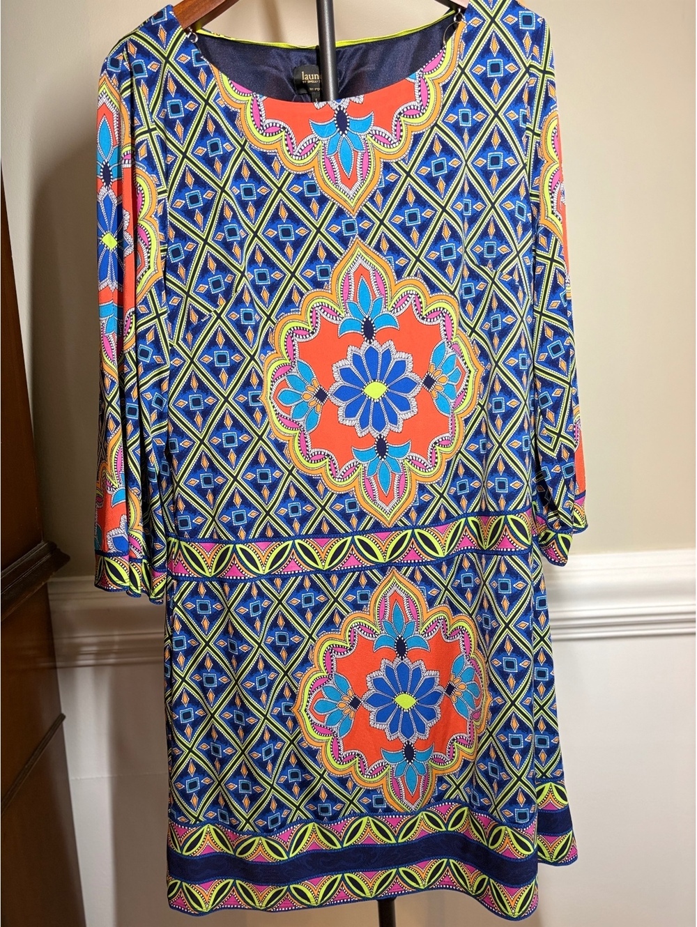Laundry by Shelli Segal abstract medallion Dress L